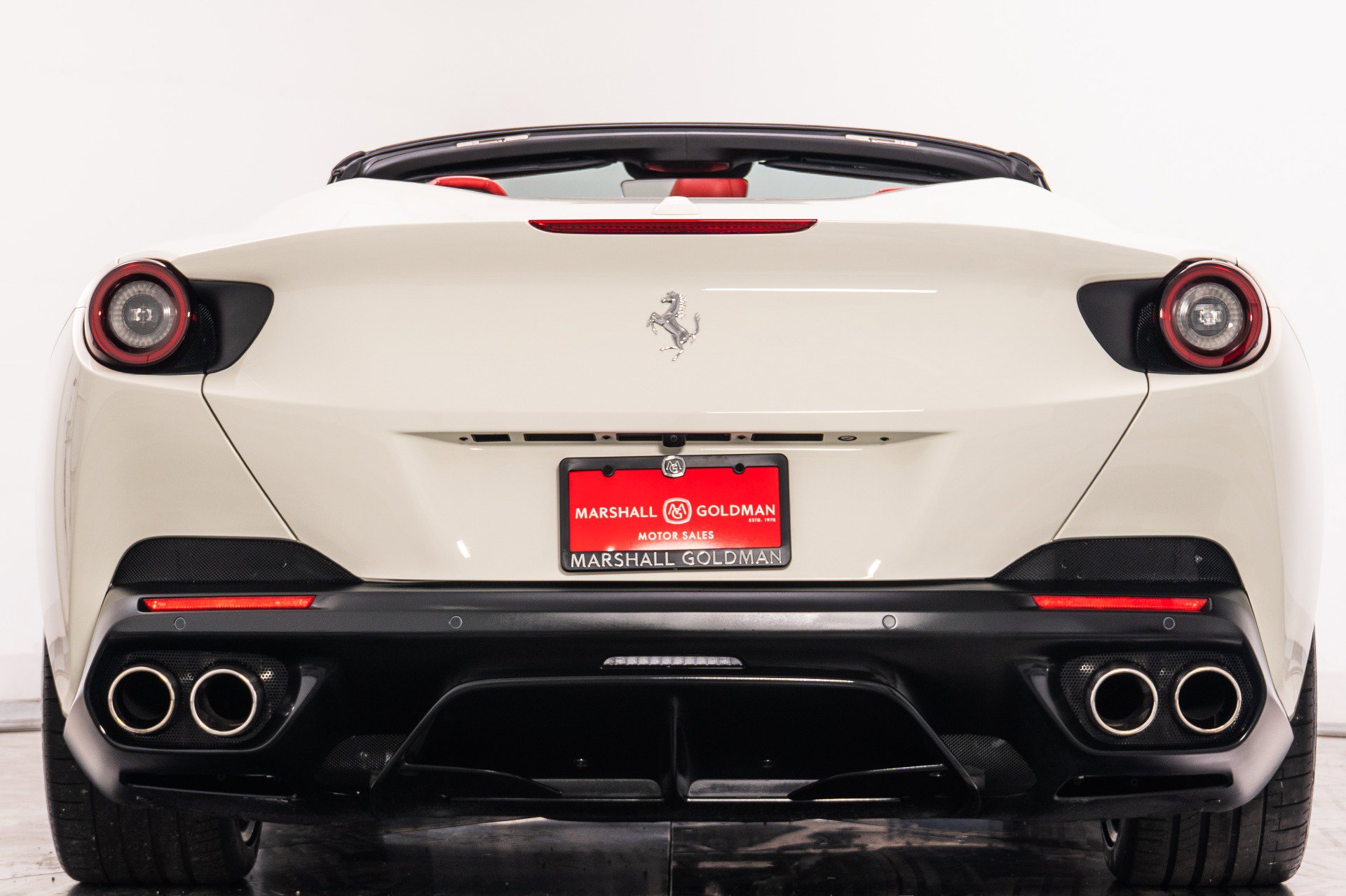 Used 2020 Ferrari Portofino image 8