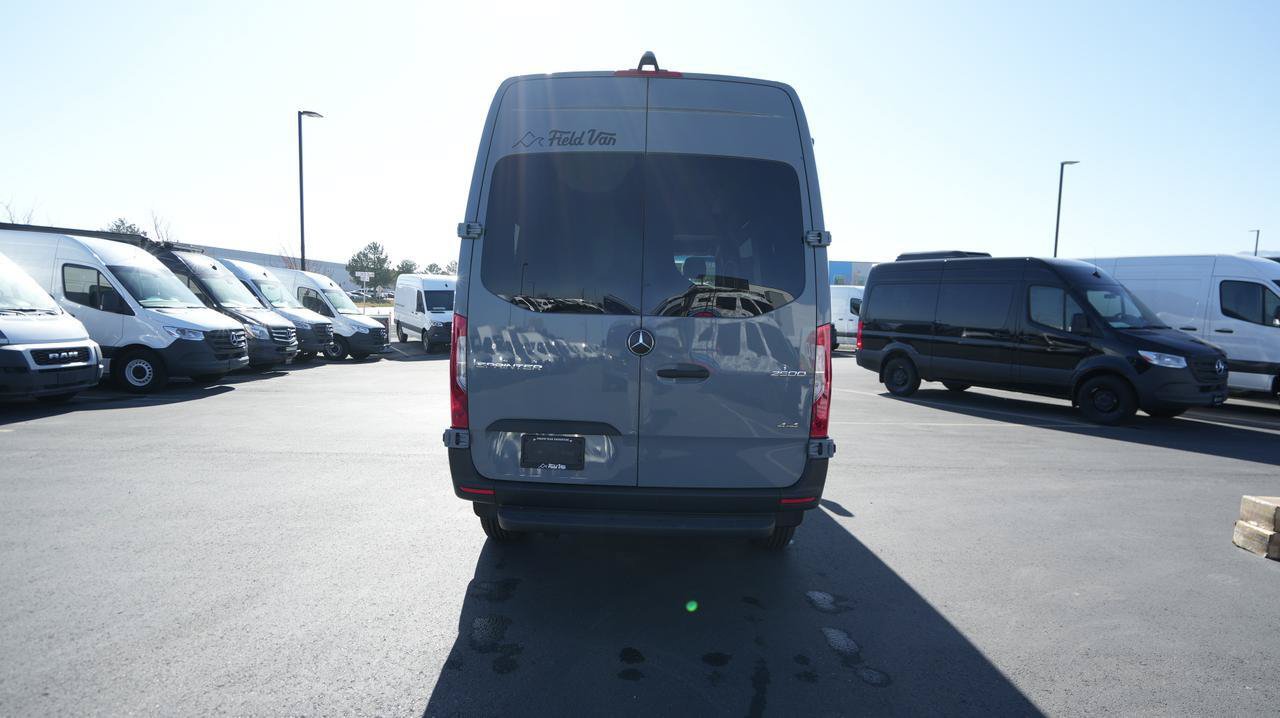 Used 2022 Mercedes-Benz Sprinter 2500 image 6