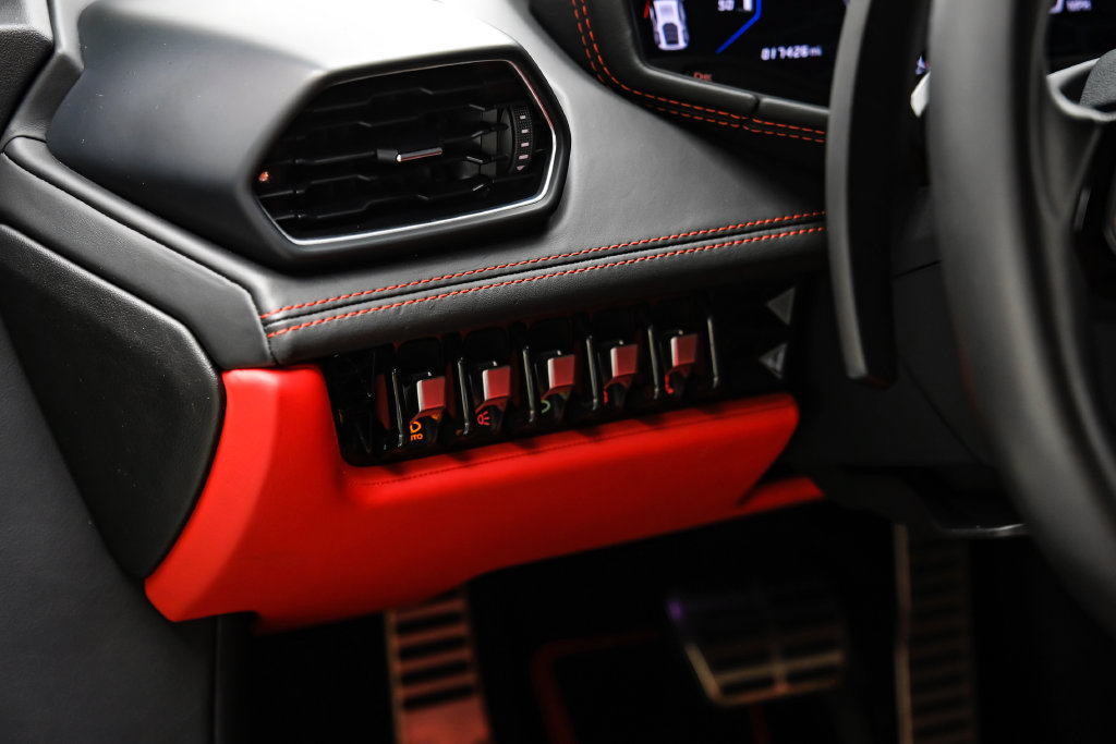 Used 2020 Lamborghini Huracan EVO AWD/4WD image 37