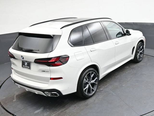 Used 2026 BMW X5 xDrive40i w/ M Sport Package AWD/4WD image 22