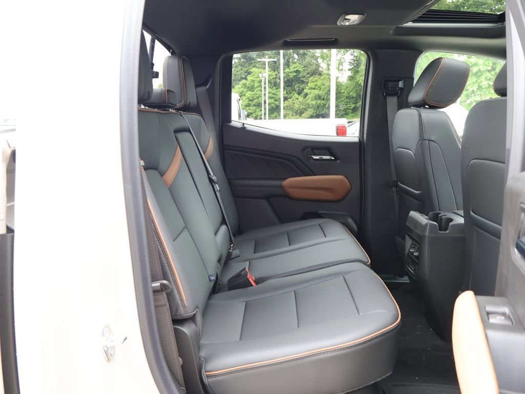 New 2026 GMC Canyon AT4 w/ Technology Plus Package AWD/4WD image 37