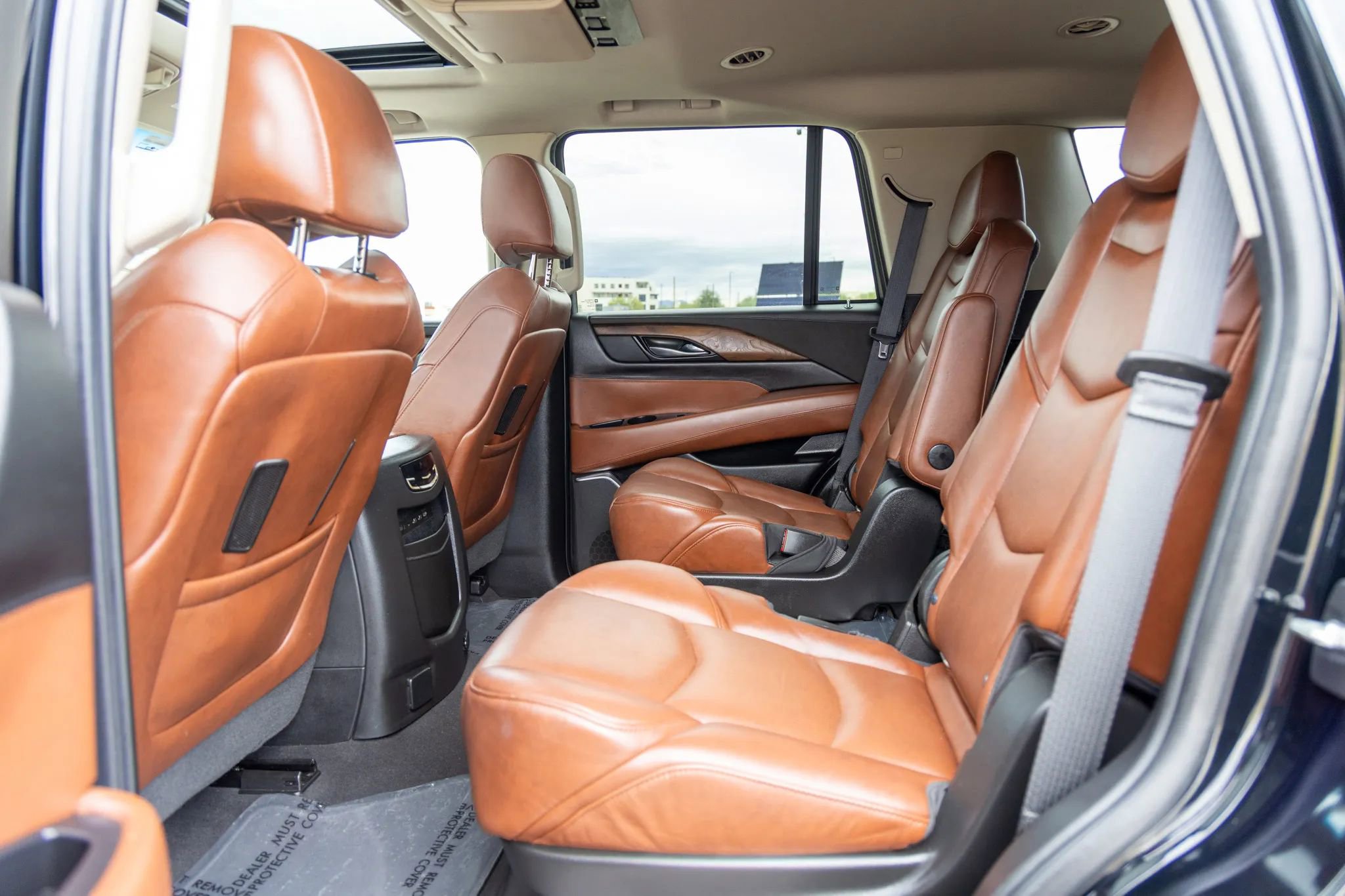 Used 2019 Cadillac Escalade Premium Luxury image 14