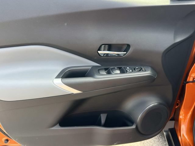 Used 2023 Nissan Kicks SR w/ SR Premium Package FWD image 26