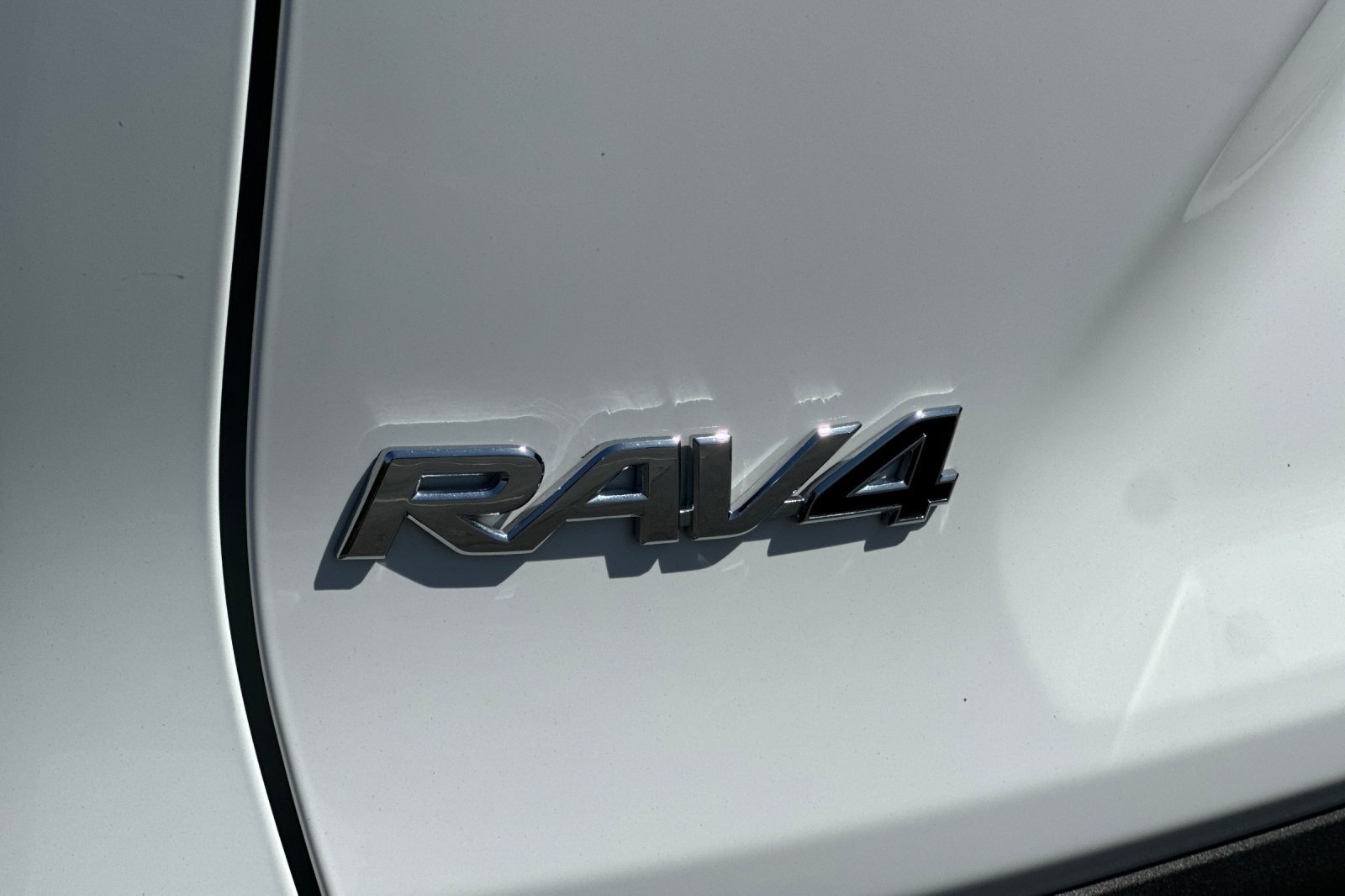 Used 2025 Toyota RAV4 XLE w/ Weather Package FWD image 39
