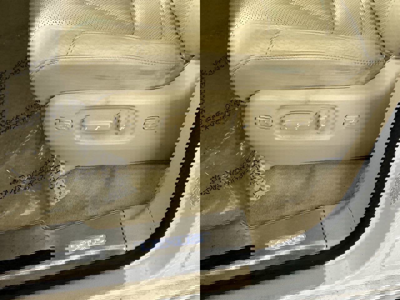 Used 2018 Lexus LX 570 4WD image 20