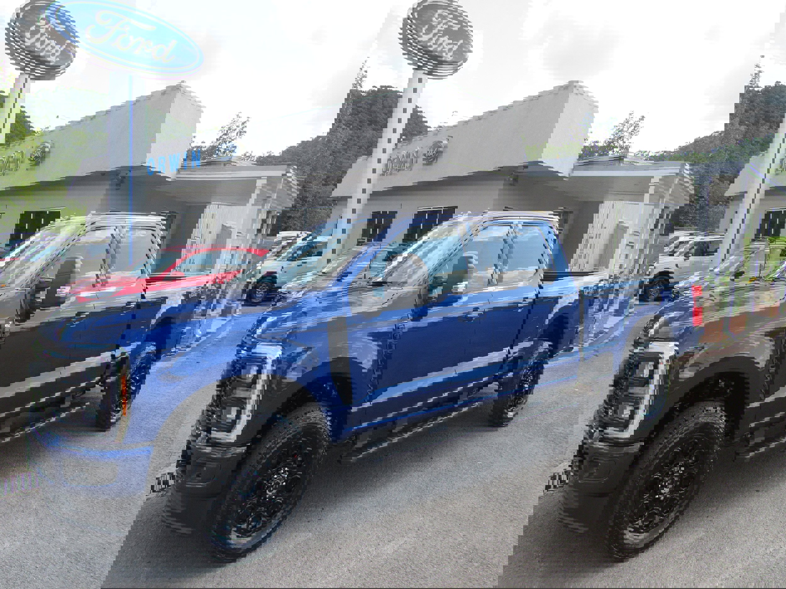 New 2026 Ford F250 4x4 Crew Cab Super Duty image 1