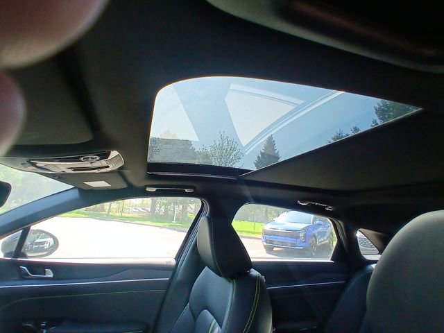 New 2026 Kia K5 GT FWD image 22