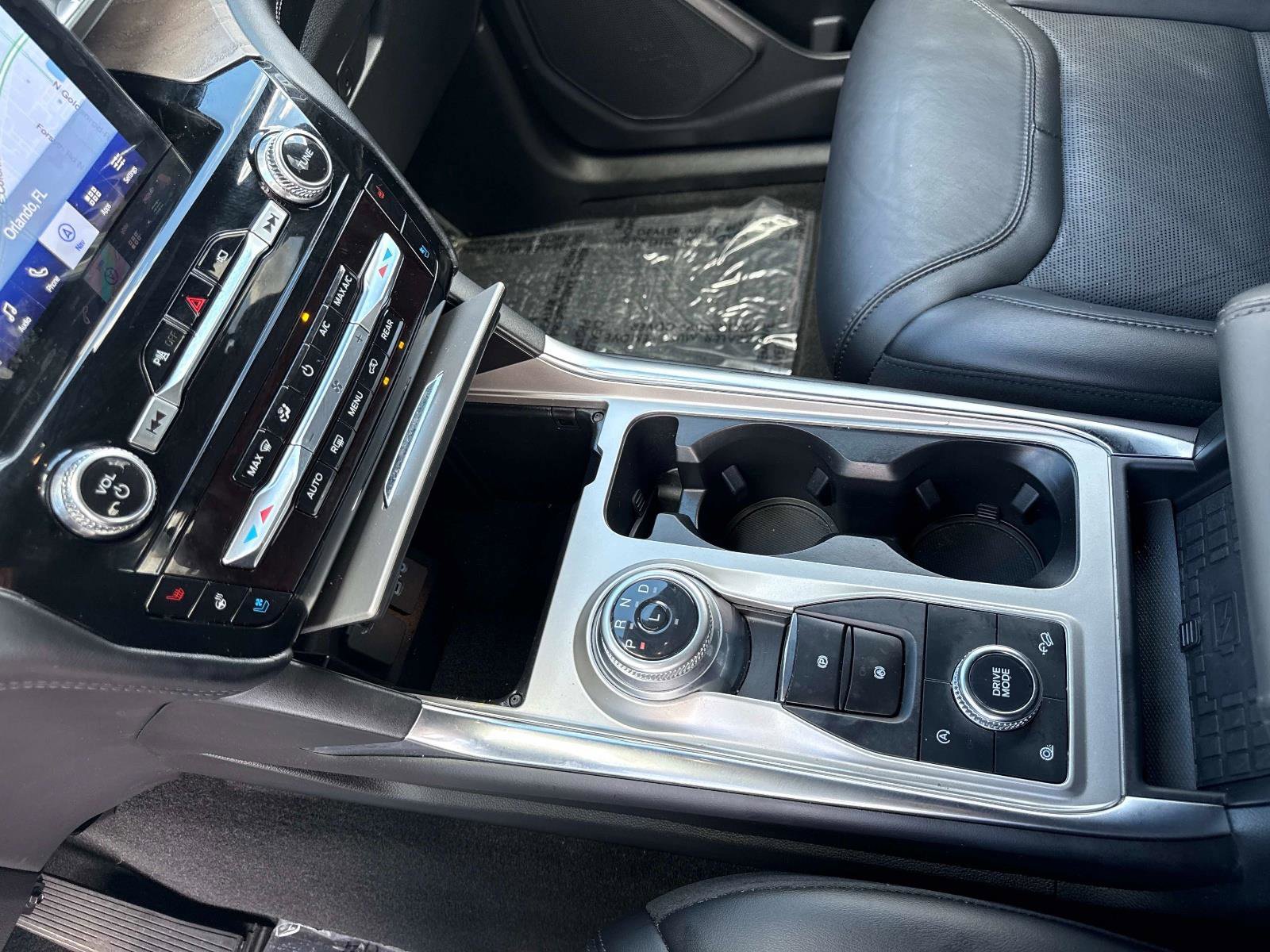 Used 2023 Ford Explorer Platinum w/ Technology Package image 31