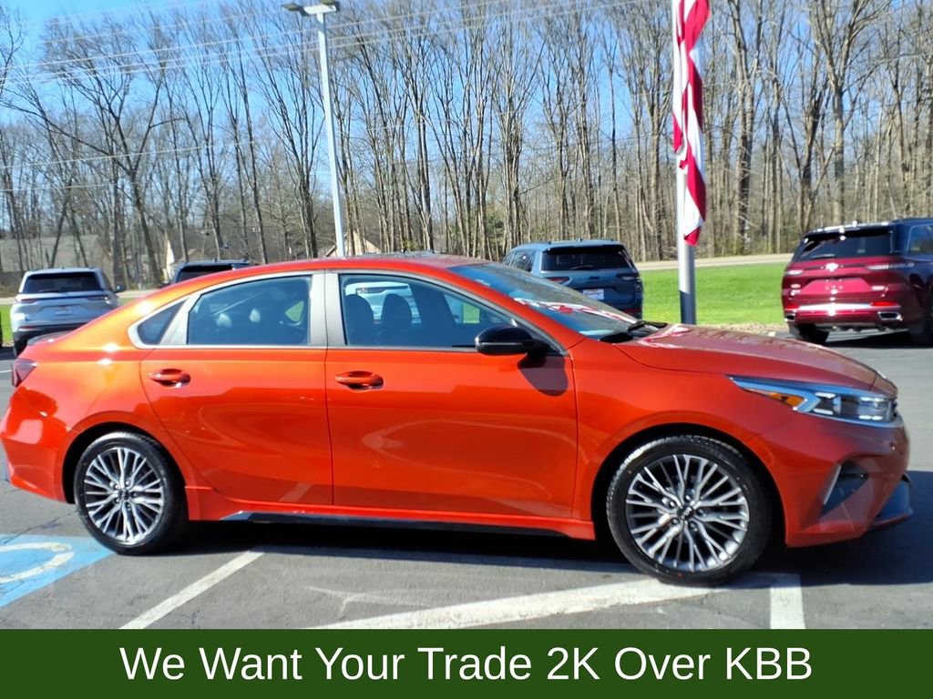 Used 2022 Kia Forte GT-Line w/ GT-Line Premium Package image 5