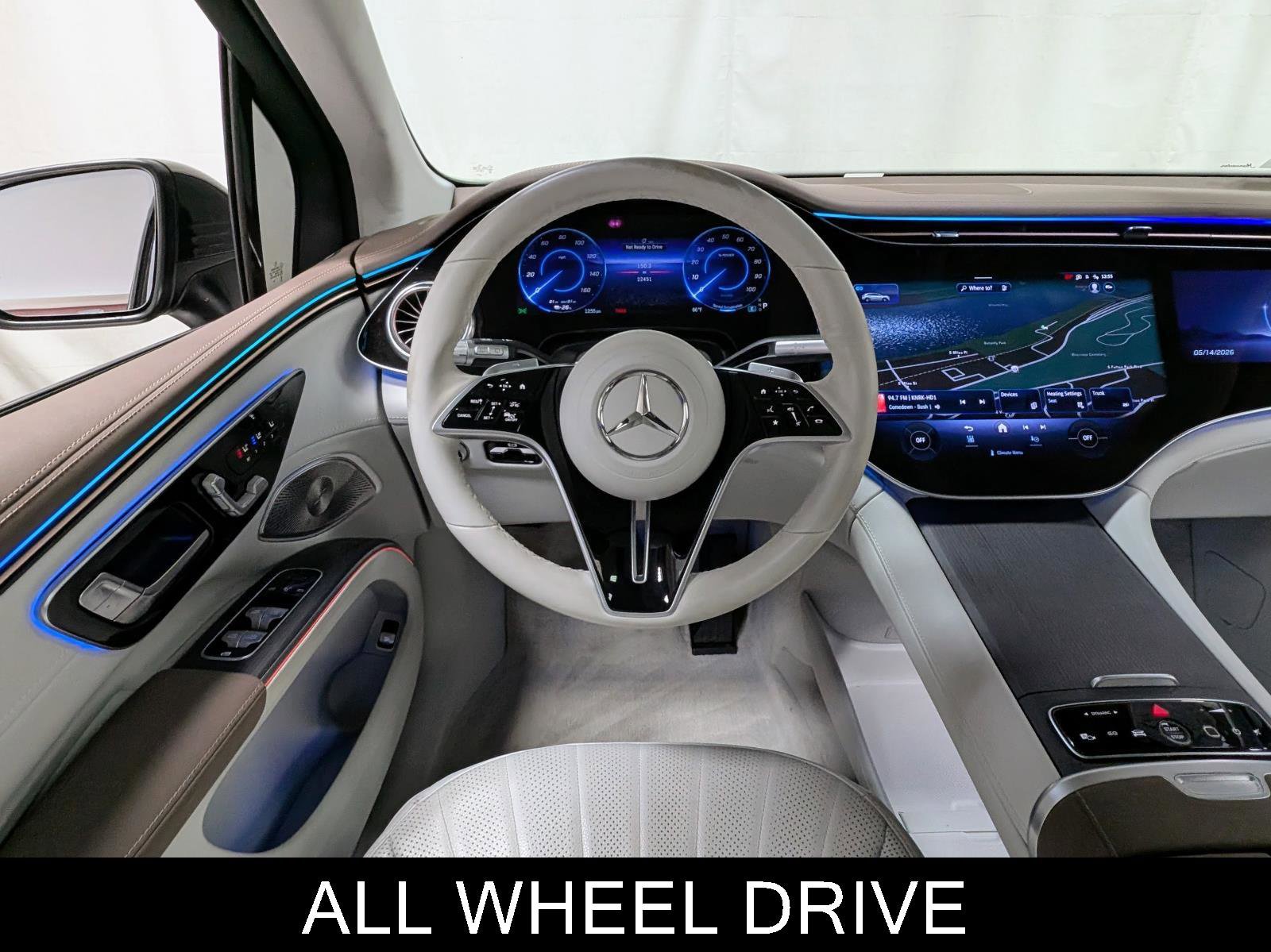 Used 2023 Mercedes-Benz EQS 580 4MATIC SUV image 2