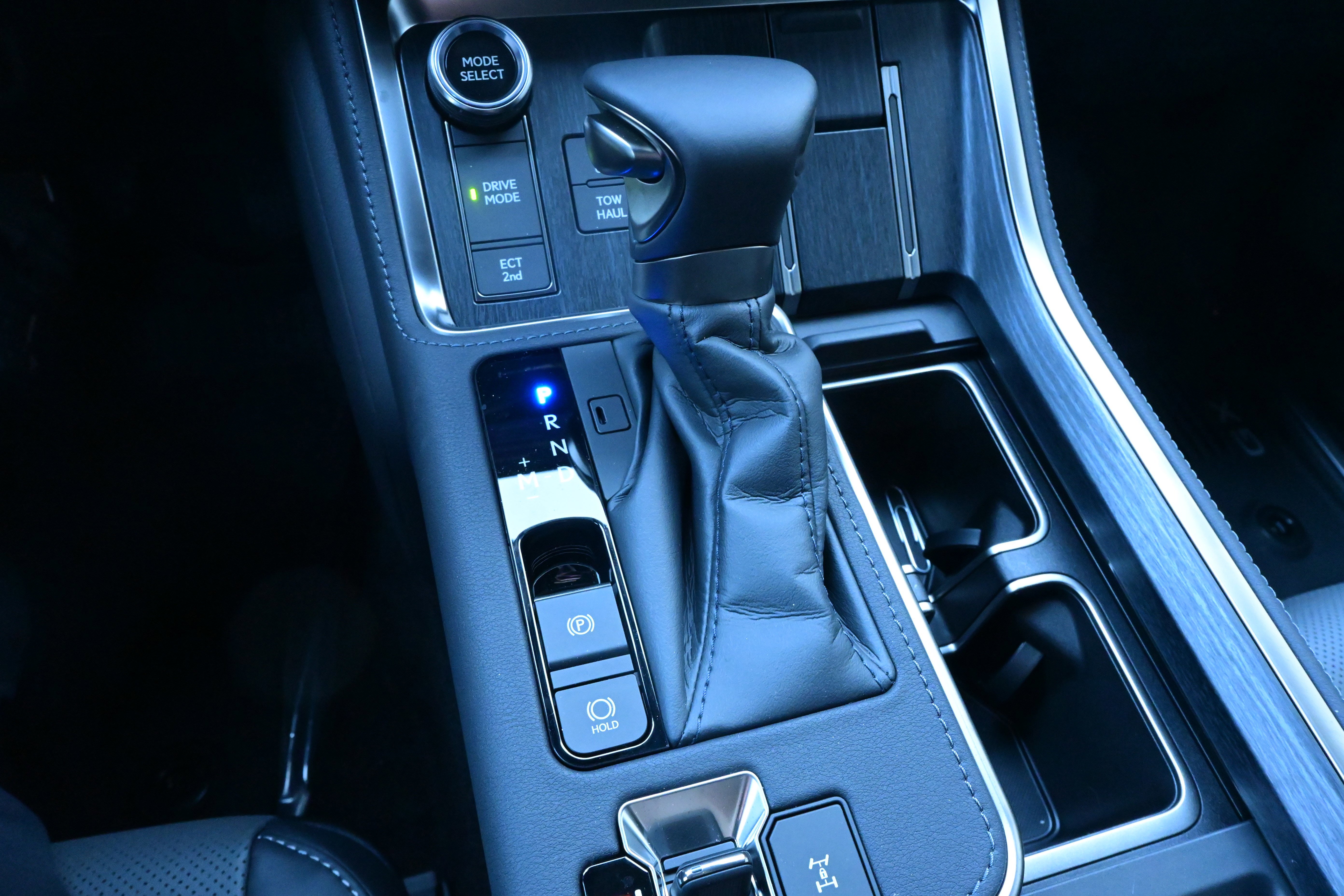 Used 2025 Lexus GX 550 GX 550 Premium+ w/ Accessory Package (2T) image 26