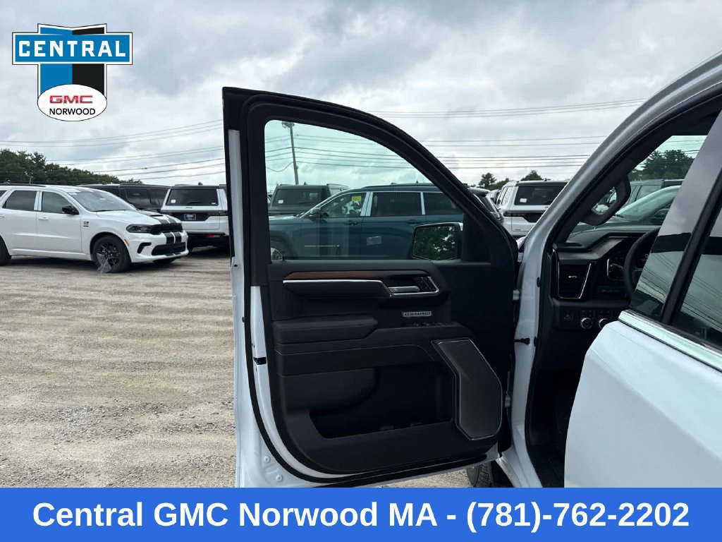 New 2026 GMC Sierra 1500 Denali w/ Denali Reserve Package AWD/4WD image 12