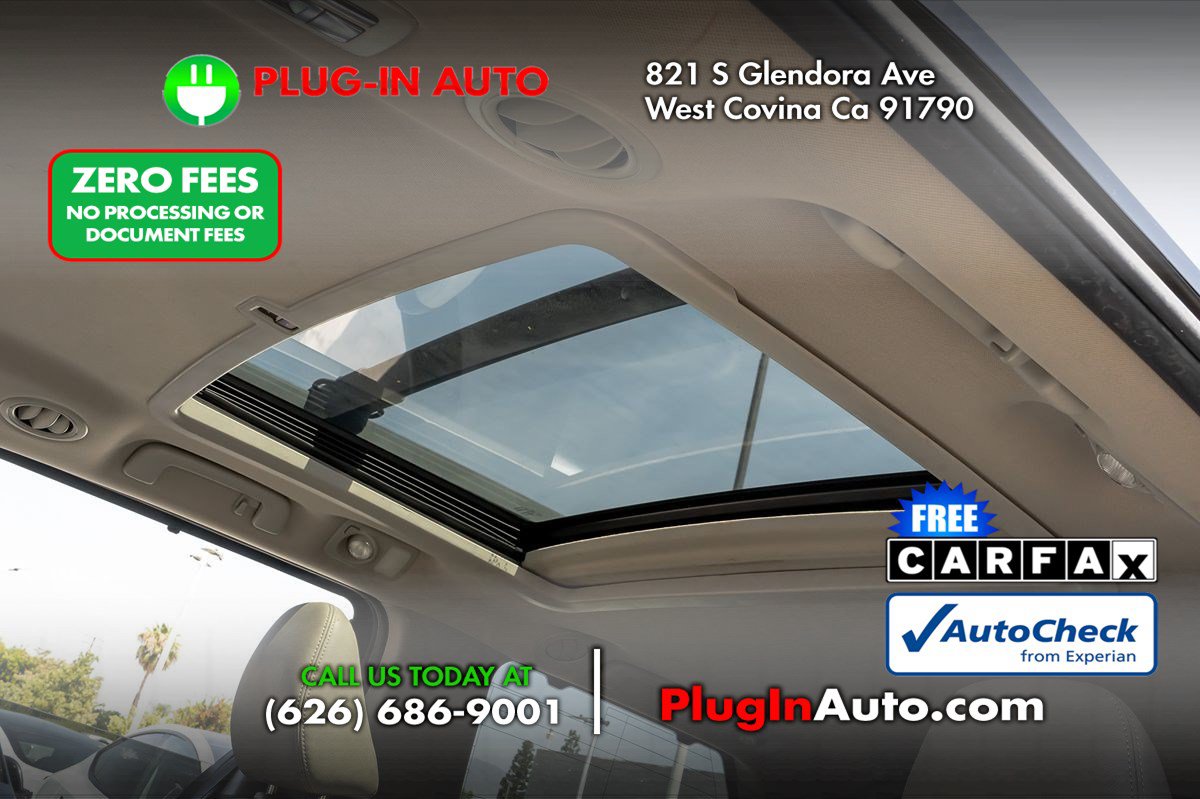 Used 2015 Toyota Sienna Limited FWD image 13