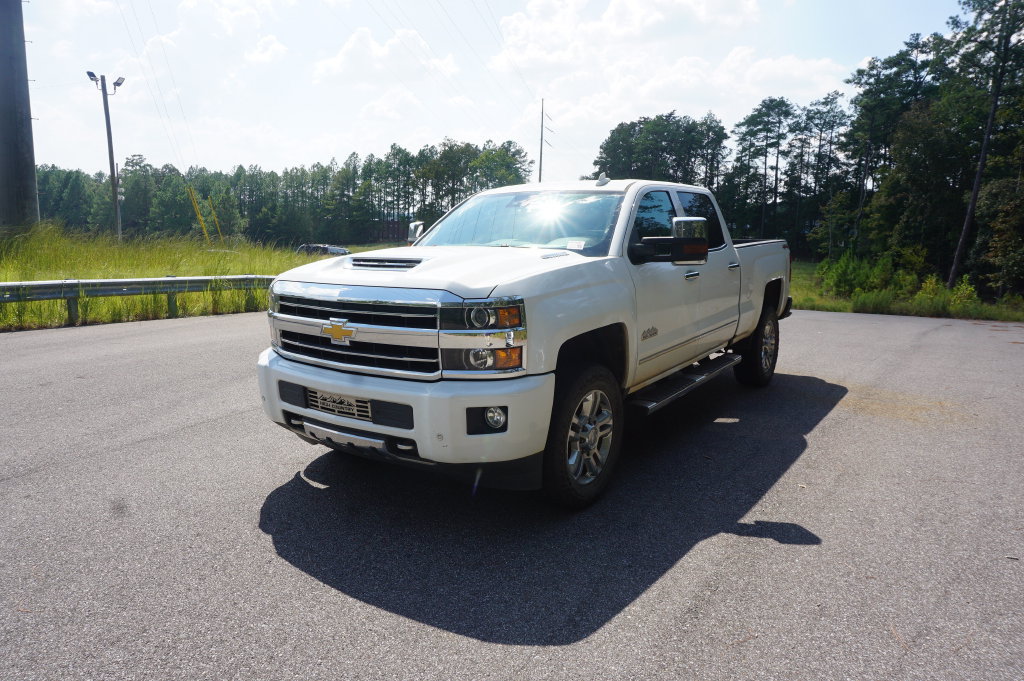 Used 2019 Chevrolet Silverado 2500 High Country w/ Duramax Plus Package AWD/4WD image 25