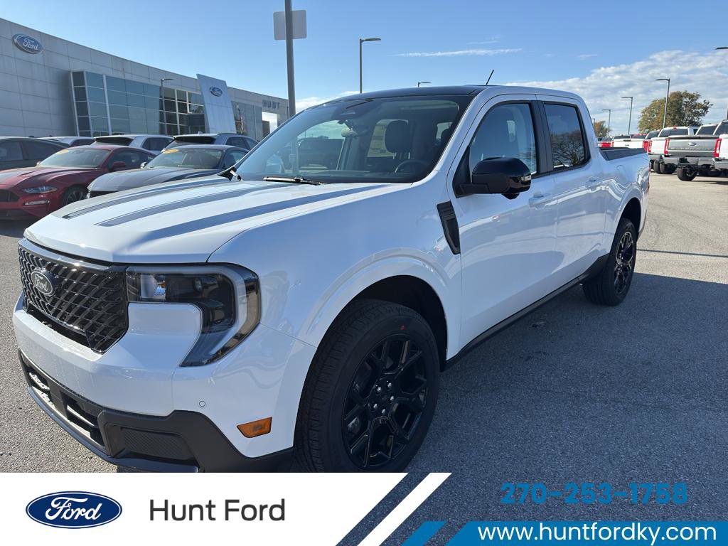 New 2025 Ford Maverick Lariat w/ Black Appearance Package