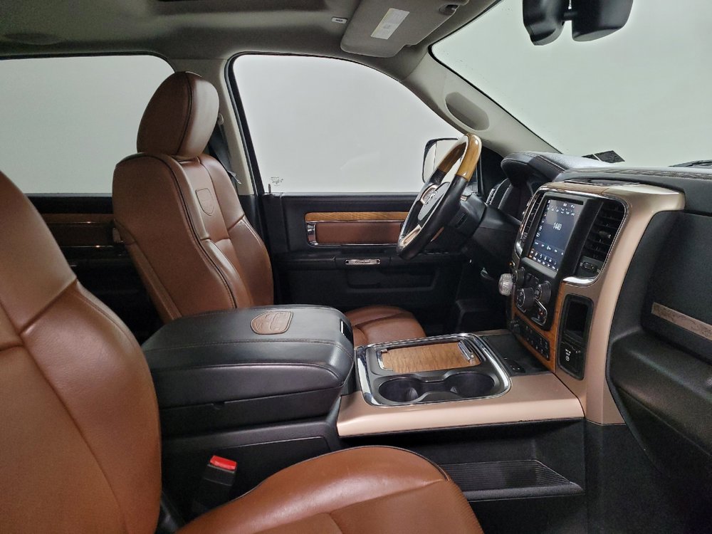 Used 2018 RAM 1500 Laramie Longhorn RWD image 21