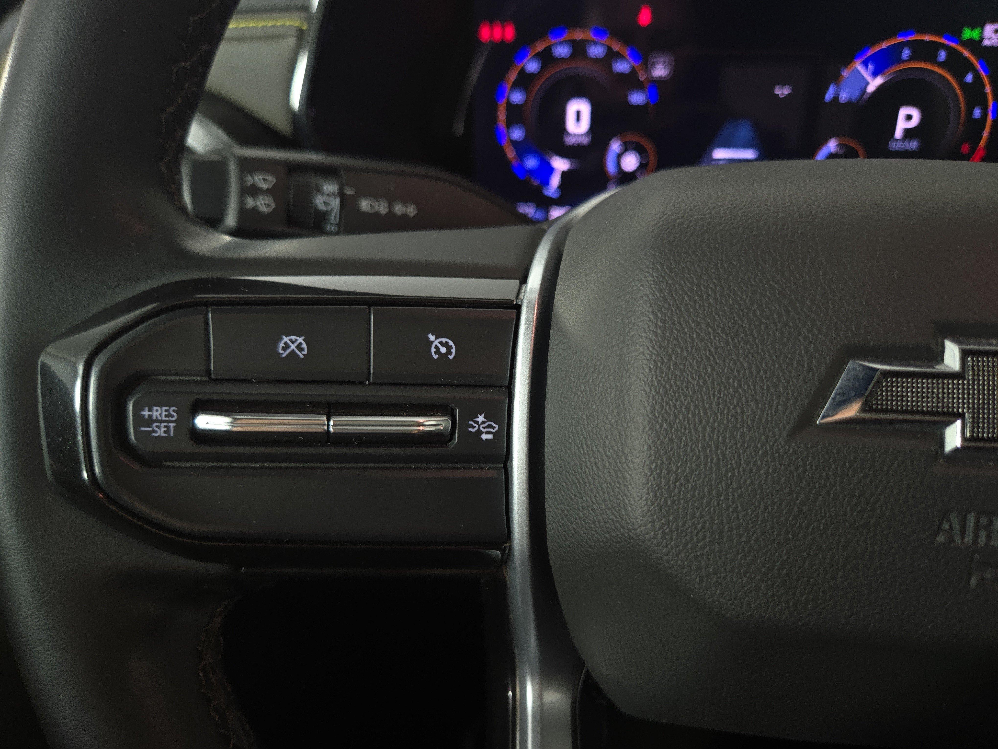 Certified 2024 Chevrolet Colorado ZR2 w/ ZR2 Convenience Package III AWD/4WD image 15