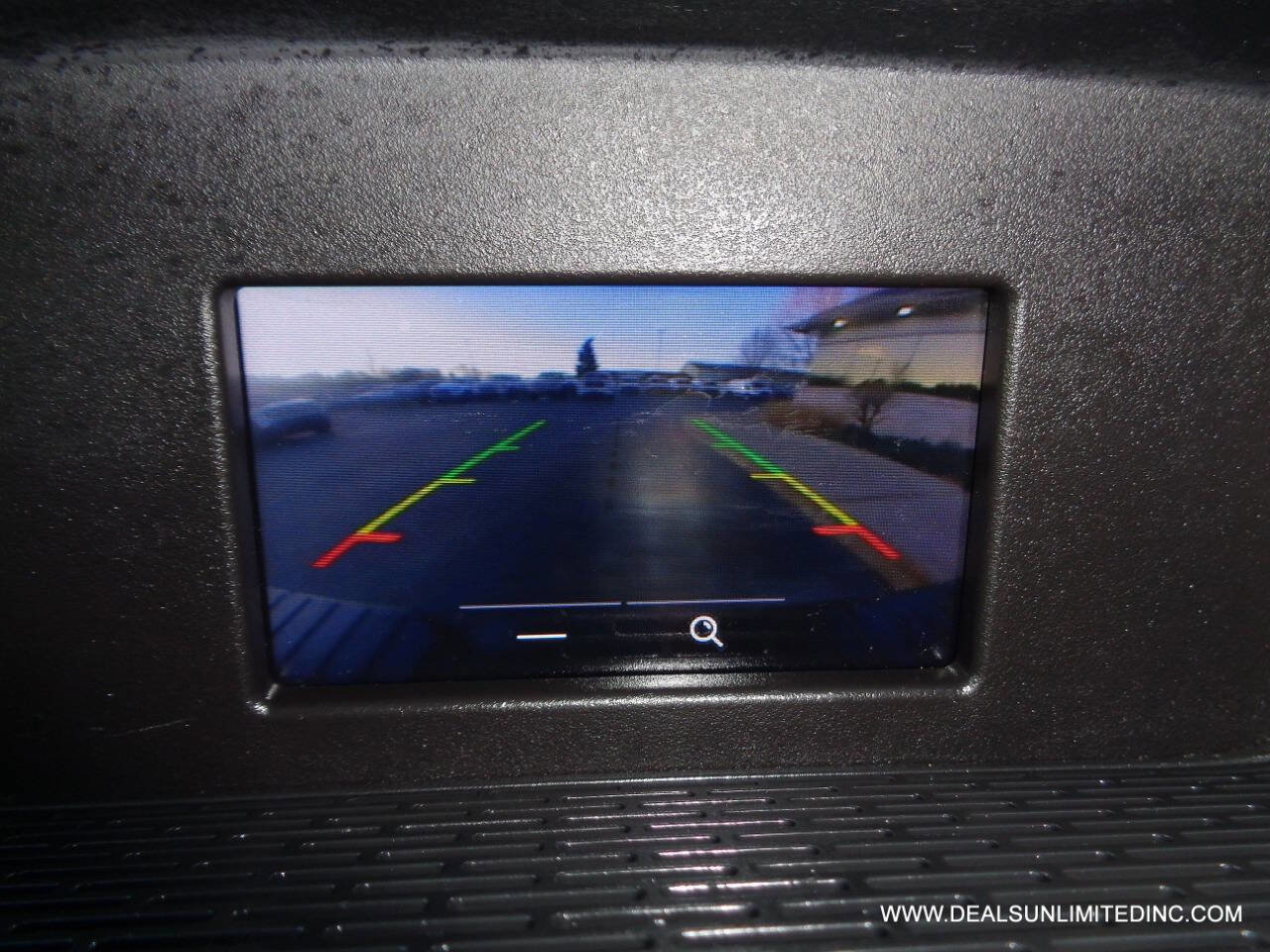 Used 2019 Ford Transit 250 130 Low Roof image 12