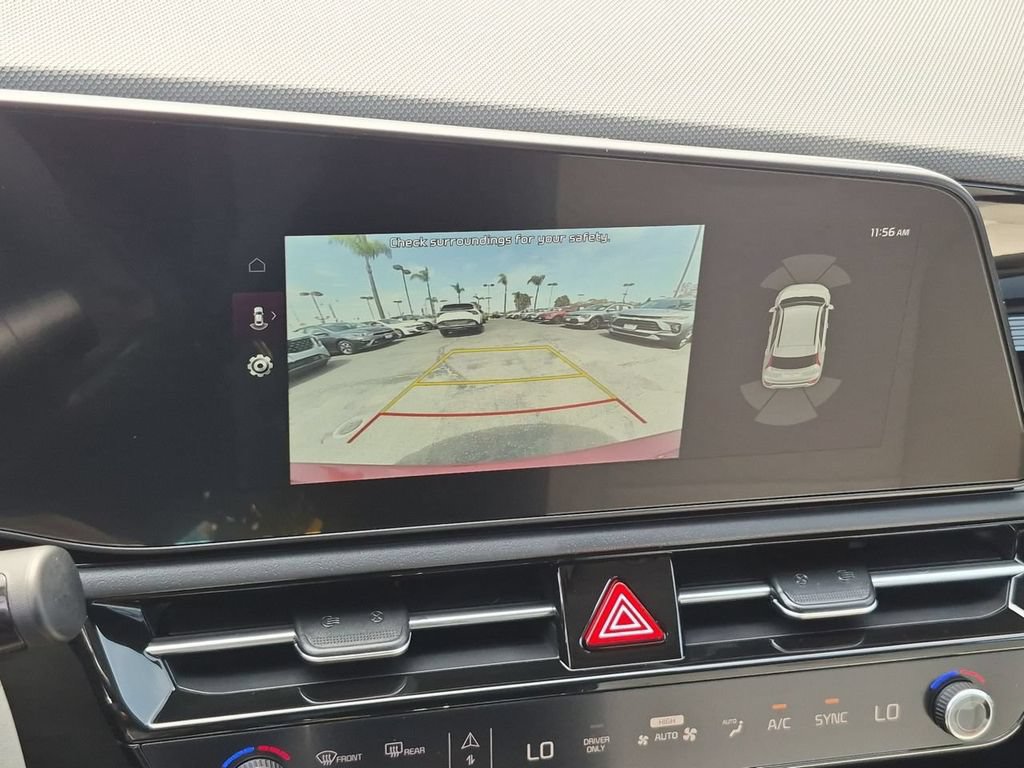 New 2026 Kia Niro FWD image 15