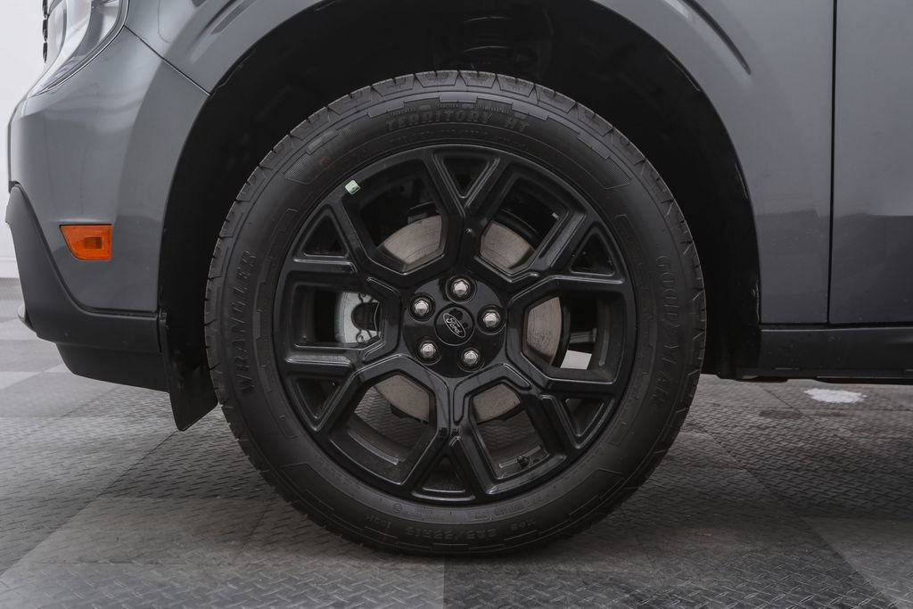 New 2025 Ford Maverick XLT w/ XLT Luxury Package AWD/4WD image 9