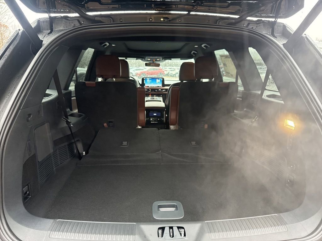 New 2026 Lincoln Aviator Reserve w/ Jet Appearance Package image 34