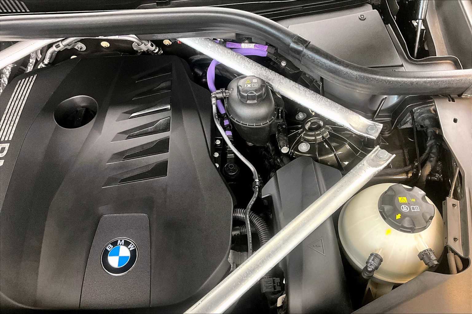 Used 2024 BMW X5 xDrive40i w/ Parking Assistance Package image 30