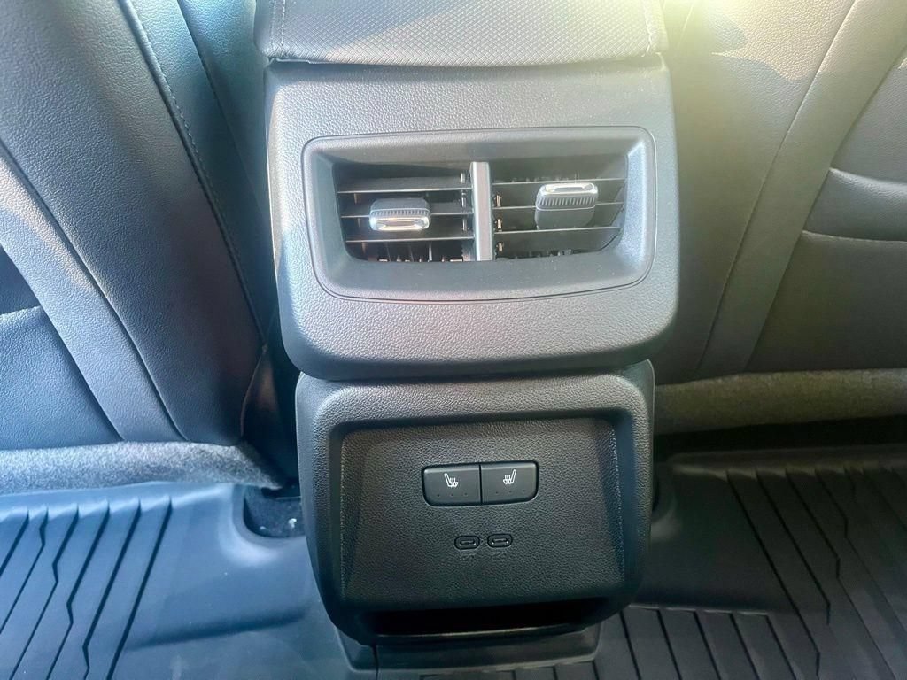 New 2025 Chevrolet Equinox EV RS w/ Active Safety Package 3 AWD/4WD image 24