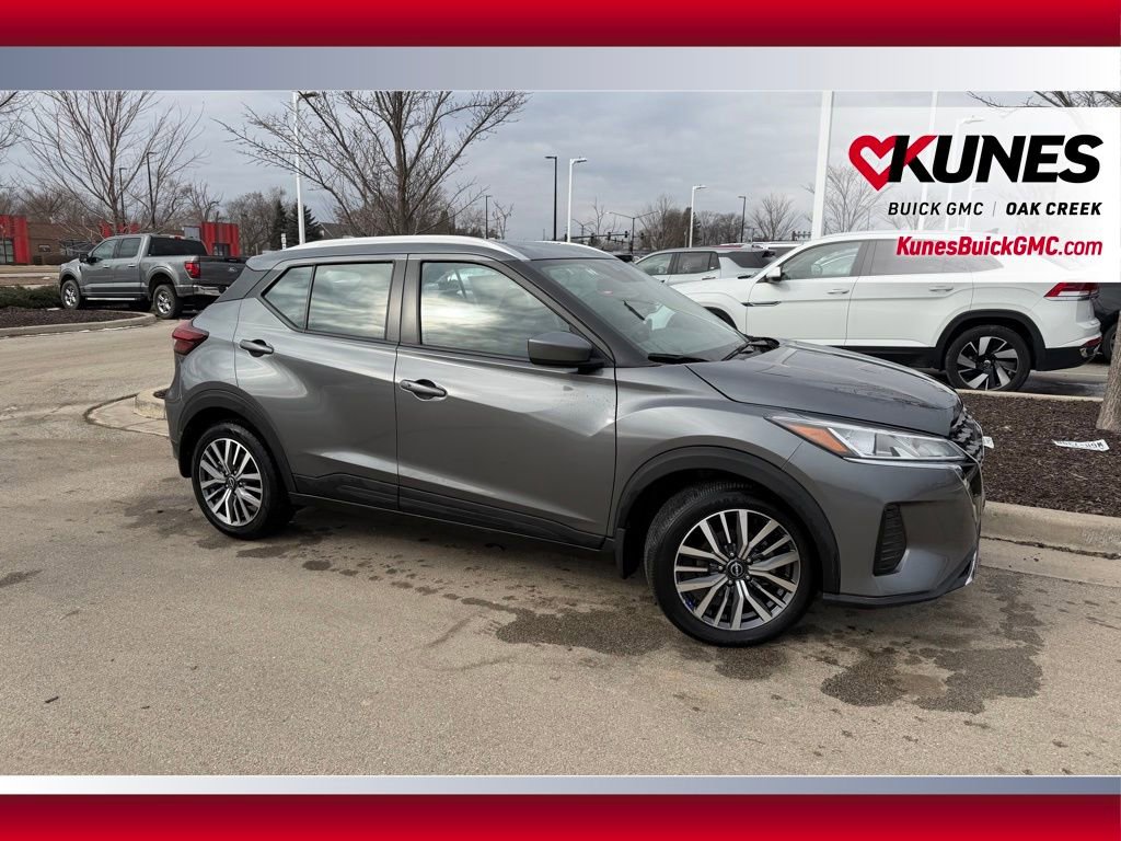 Used 2024 Nissan Kicks SV image 4