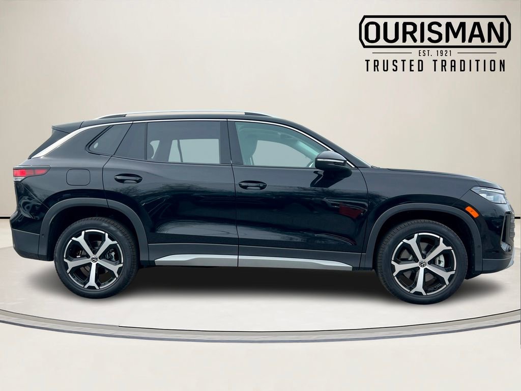 New 2026 Volkswagen Tiguan SE image 2