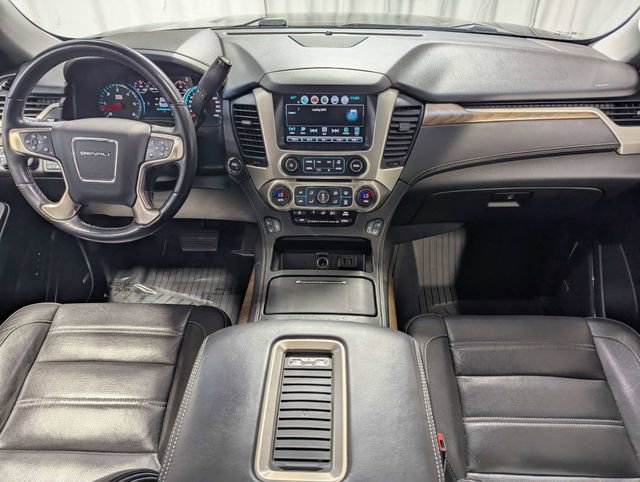 Used 2020 GMC Yukon Denali w/ Denali Ultimate Package AWD/4WD image 6