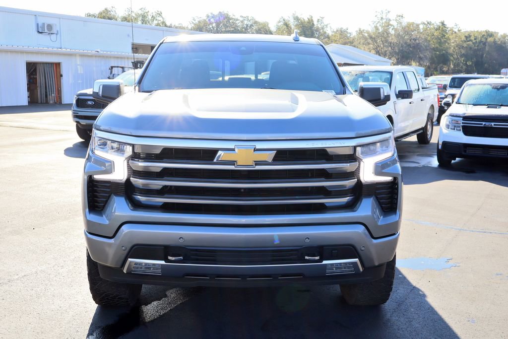 Used 2023 Chevrolet Silverado 1500 High Country w/ Z71 Off-Road Package image 3