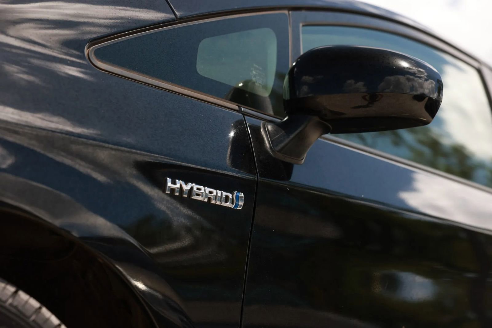 Used 2012 Toyota Prius Two FWD image 27