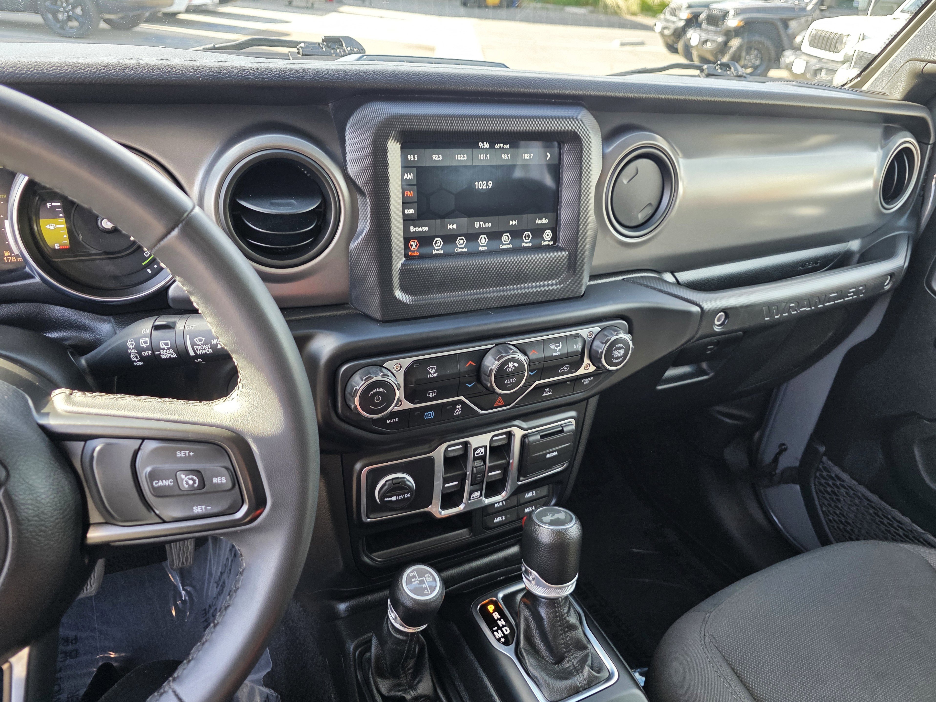 Certified 2023 Jeep Wrangler Unlimited image 16