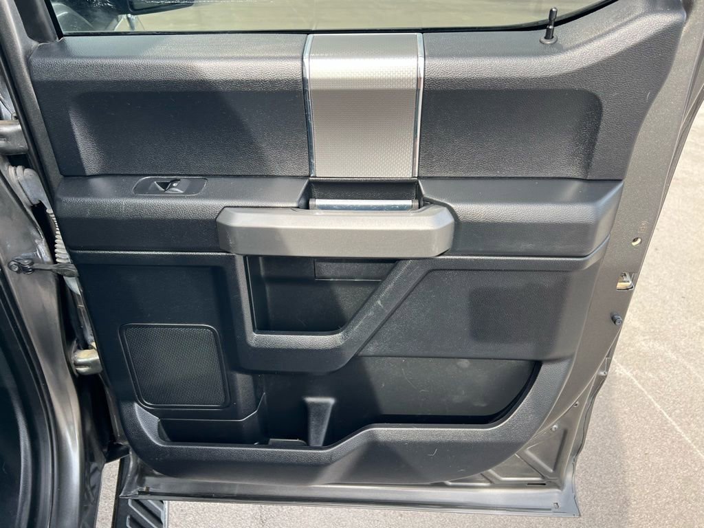 Used 2016 Ford F150 XLT w/ Equipment Group 302A Luxury image 23