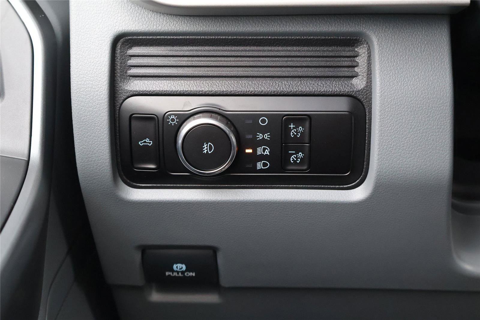 Certified 2025 Ford F250 XL w/ STX Appearance Package image 19