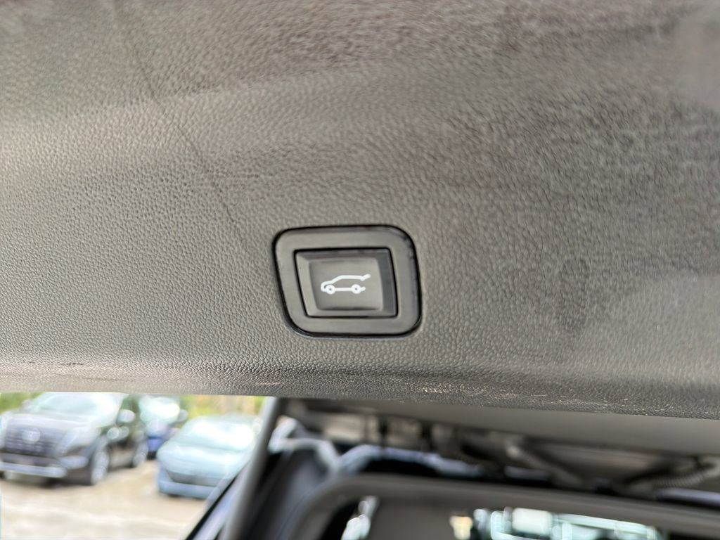 Used 2022 Chevrolet Tahoe LT RWD image 34