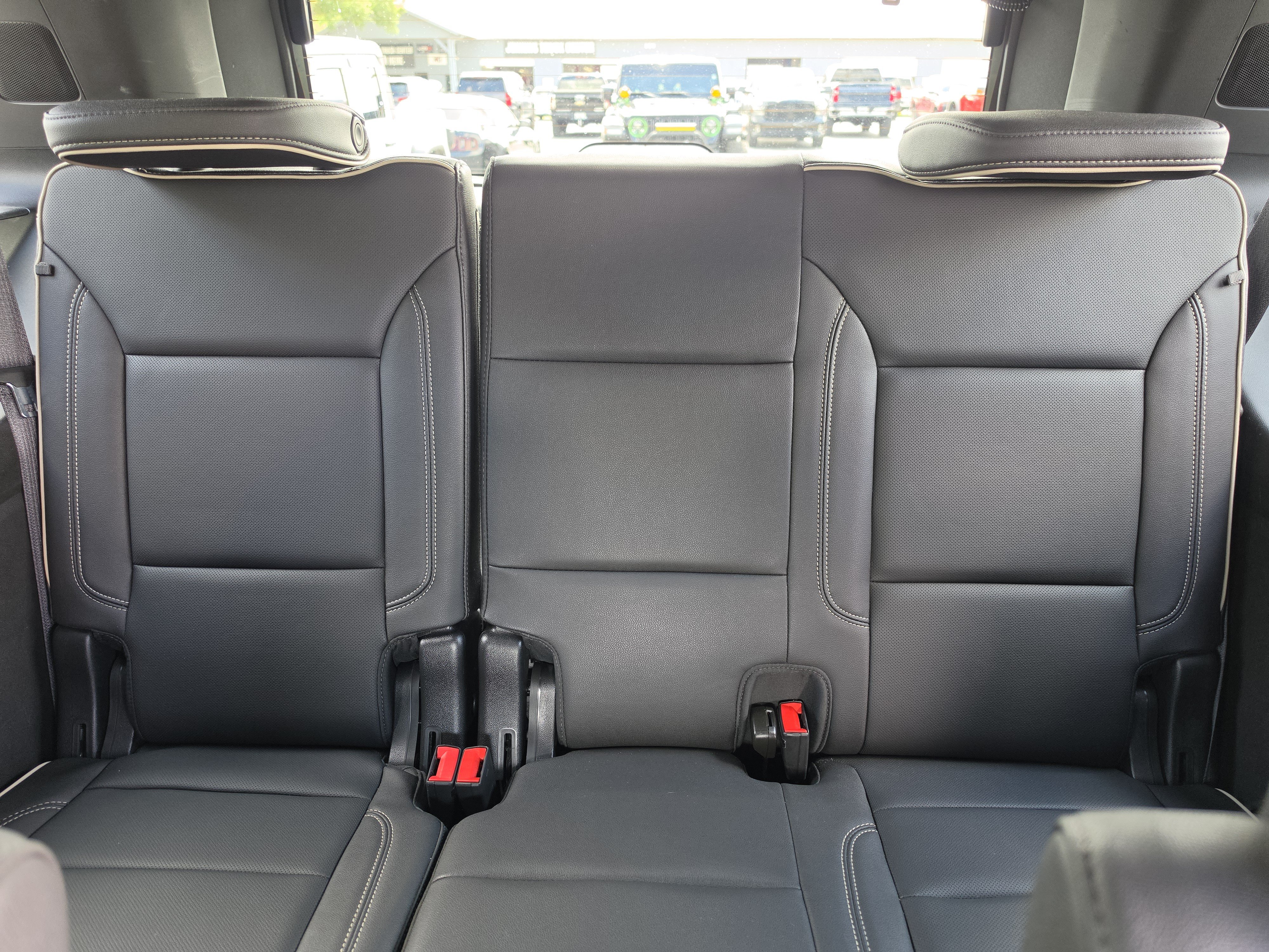 Certified 2023 GMC Yukon SLT RWD image 23