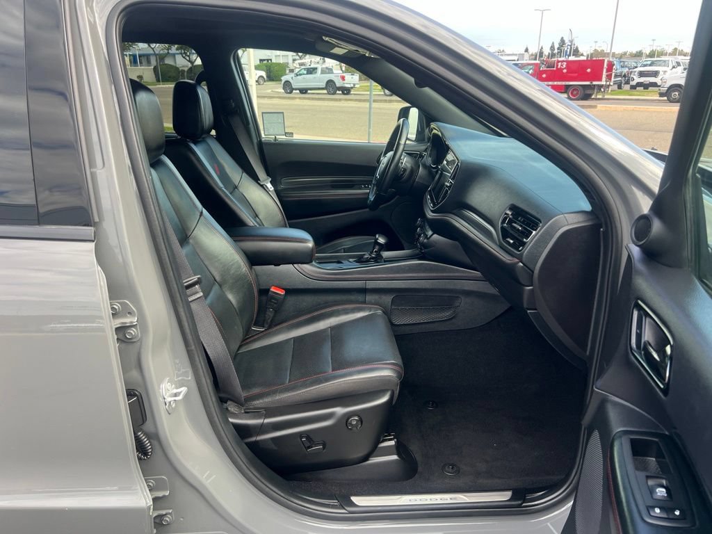 Used 2025 Dodge Durango GT AWD/4WD image 35