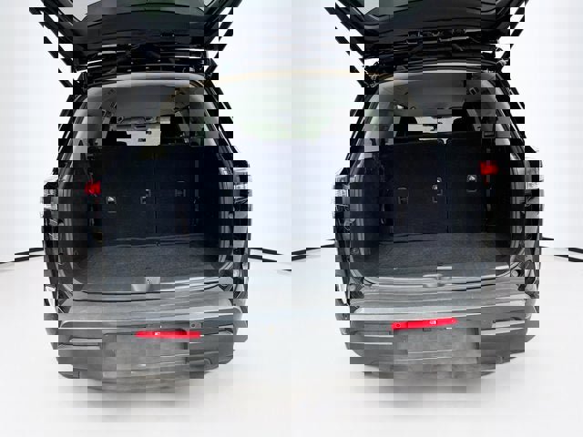 Certified 2025 Nissan Pathfinder SV image 22