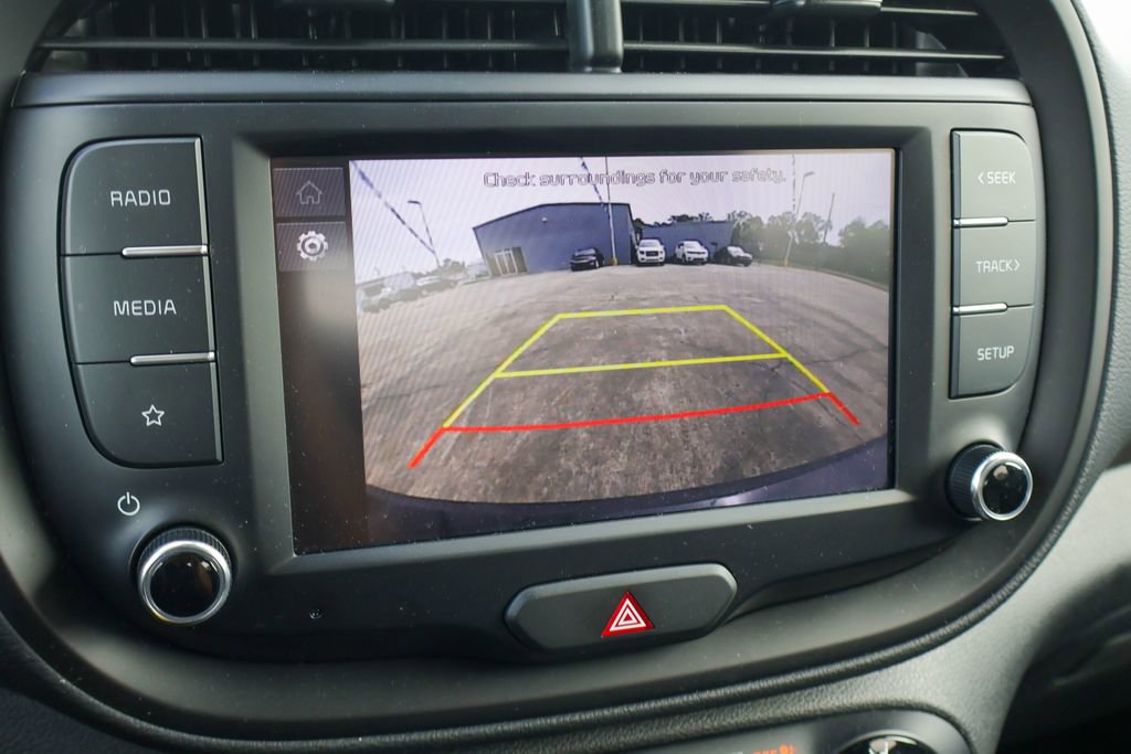 Used 2025 Kia Soul LX image 4