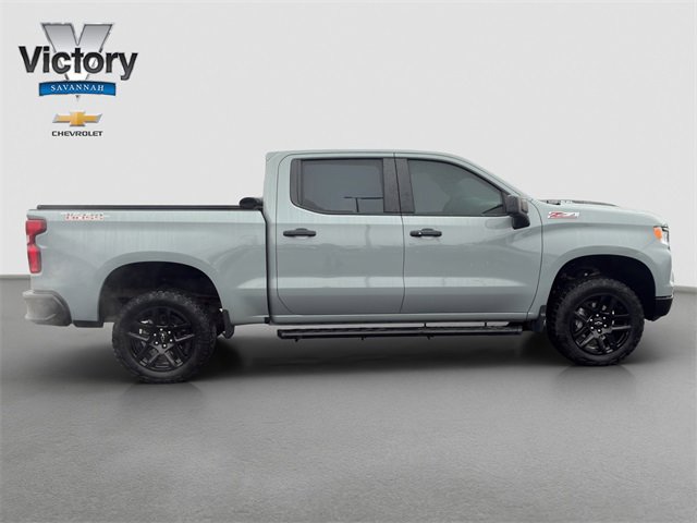 Used 2024 Chevrolet Silverado 1500 LT Trail Boss w/ Convenience Package II image 9