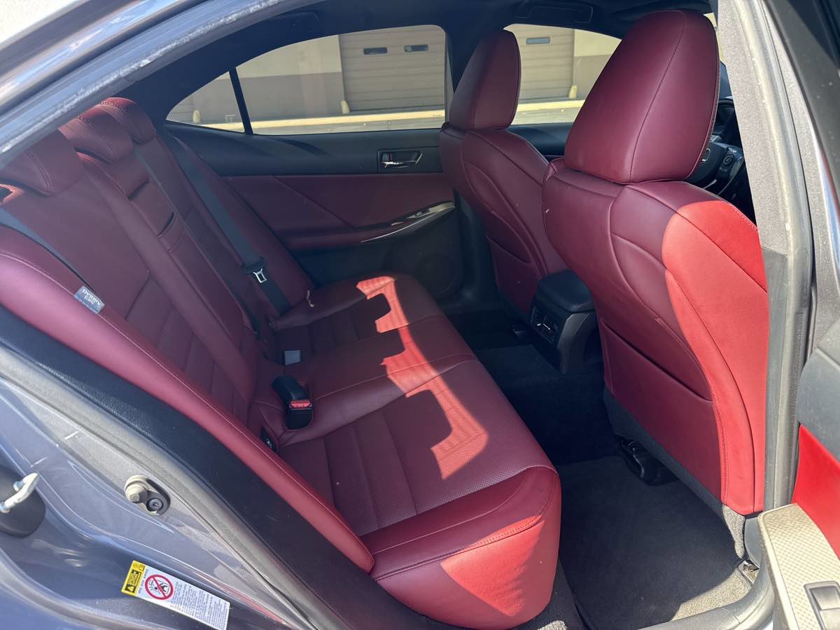 Used 2016 Lexus IS 200t w/ F Sport Package RWD image 21