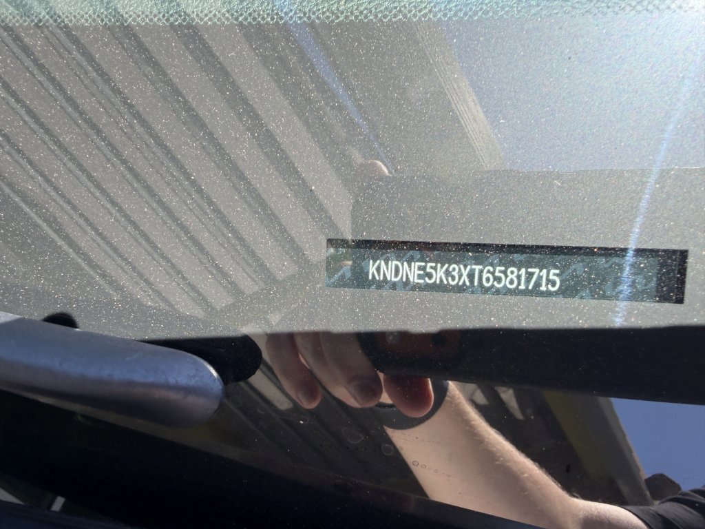 Used 2026 Kia Carnival SX FWD image 47