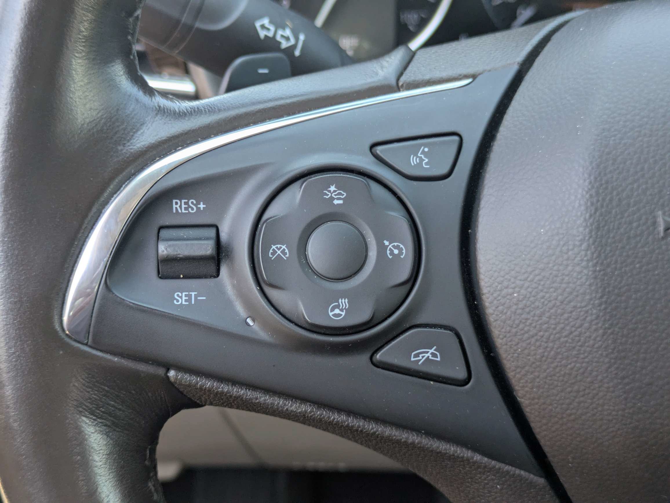 Certified 2017 Buick LaCrosse Premium w/ Sun and Shade Package FWD image 14
