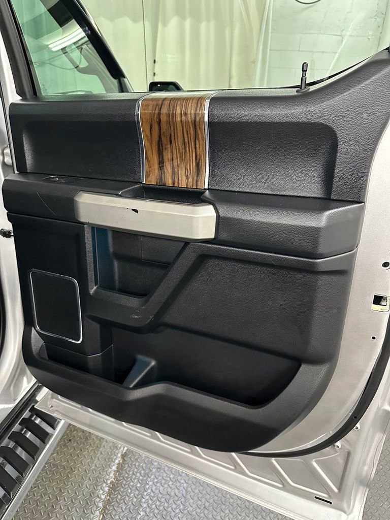 Used 2018 Ford F150 Lariat image 36