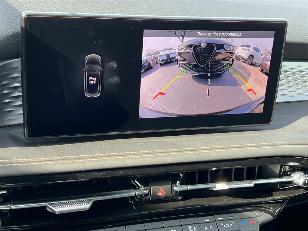 New 2025 Alfa Romeo Tonale image 17