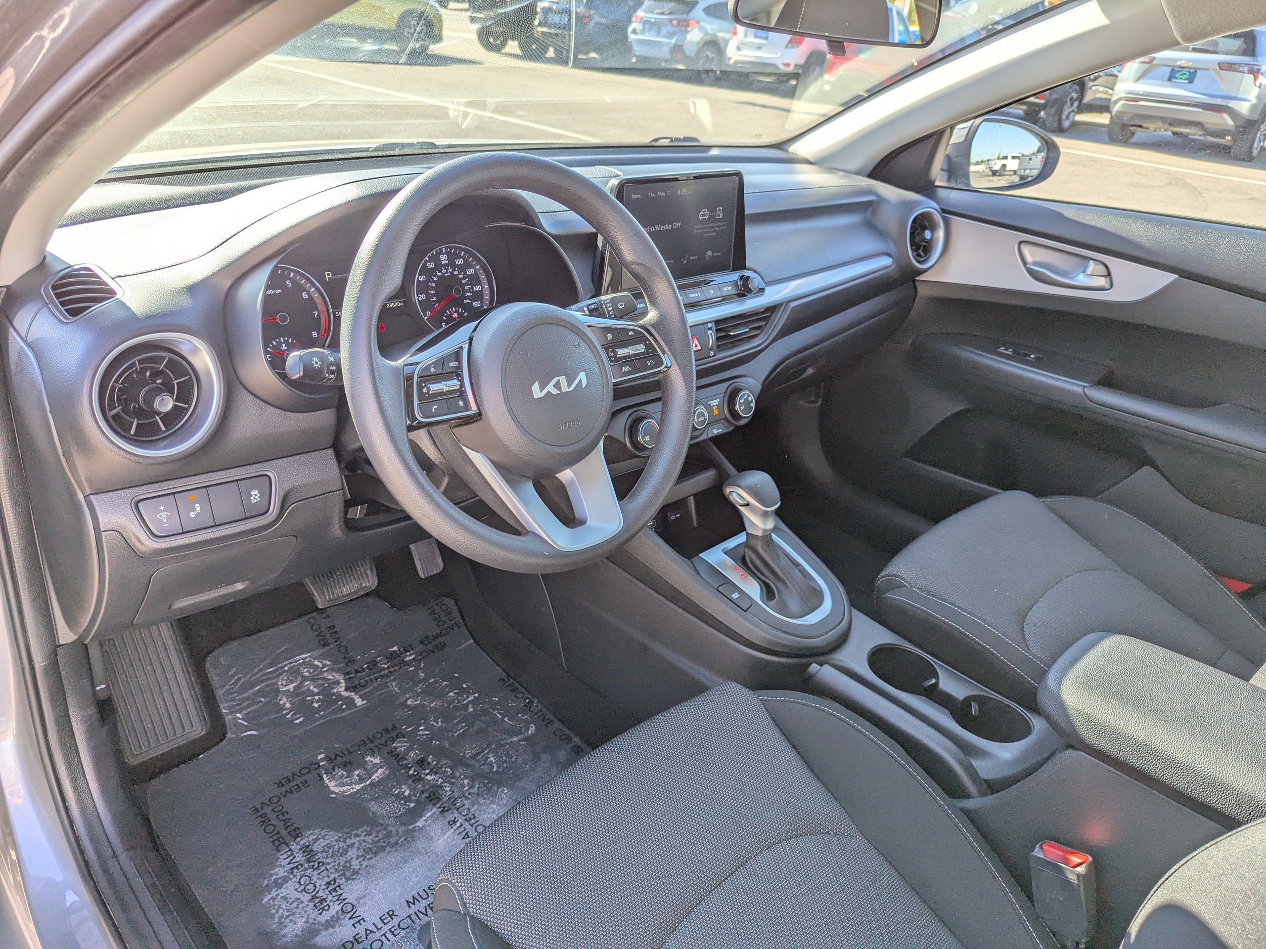 Used 2023 Kia Forte LXS w/ LXS Technology Package FWD image 13