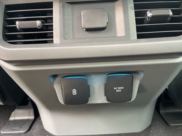 Used 2024 Ford F150 Lightning Flash AWD/4WD image 32
