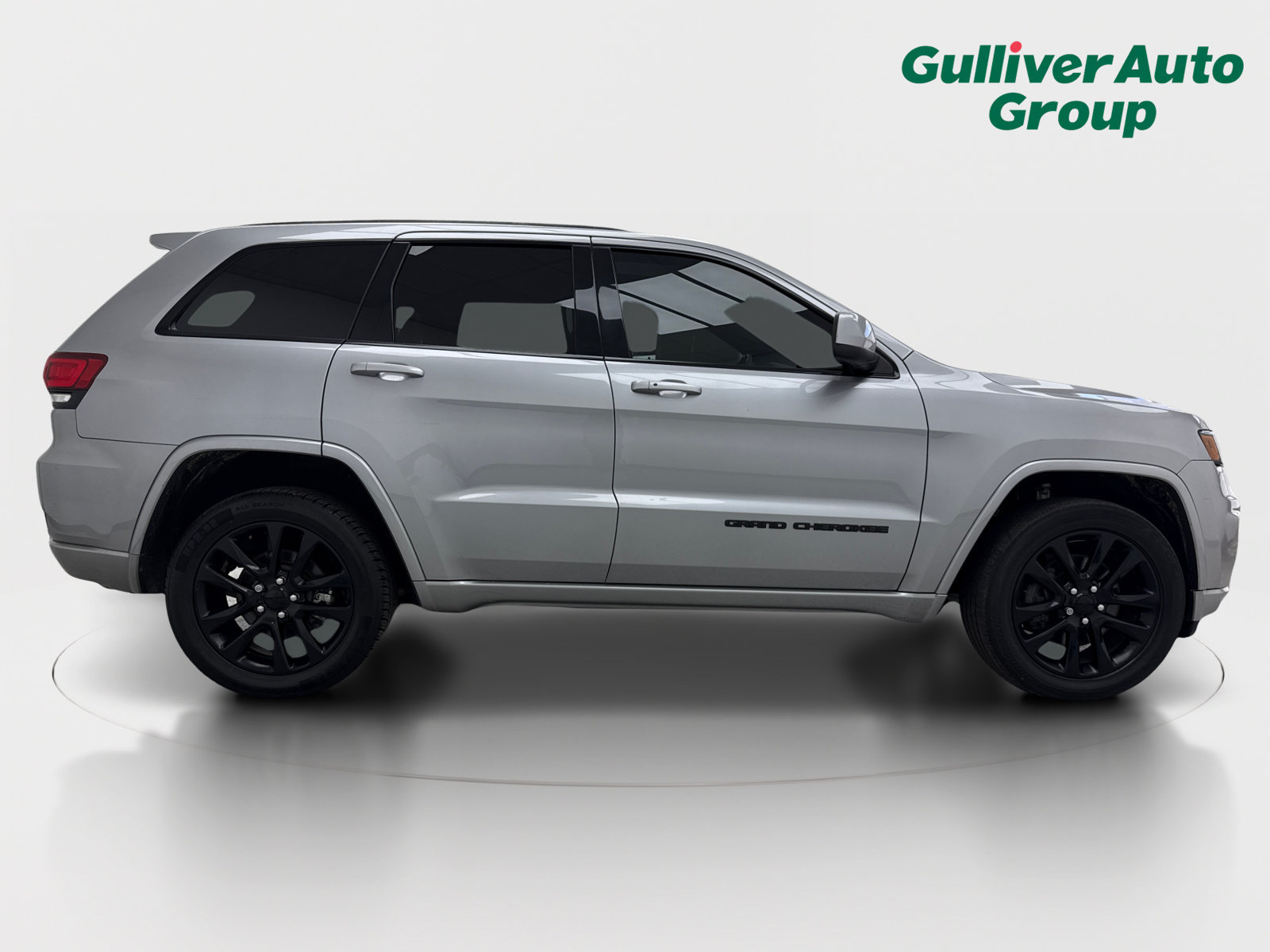 Used 2021 Jeep Grand Cherokee Laredo X AWD/4WD image 10