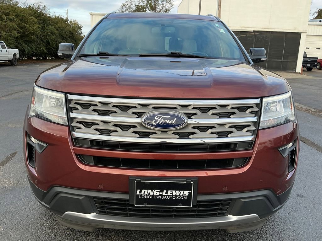 Used 2018 Ford Explorer XLT w/ Equipment Group 202A image 11